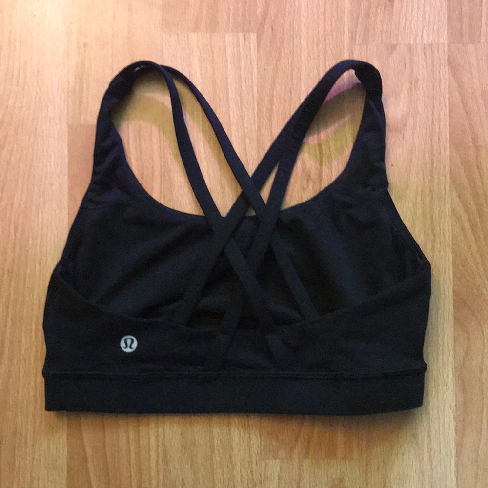 Lululemon Black Energy sports bra